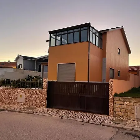 Сasa de vacaciones Front Surf House *